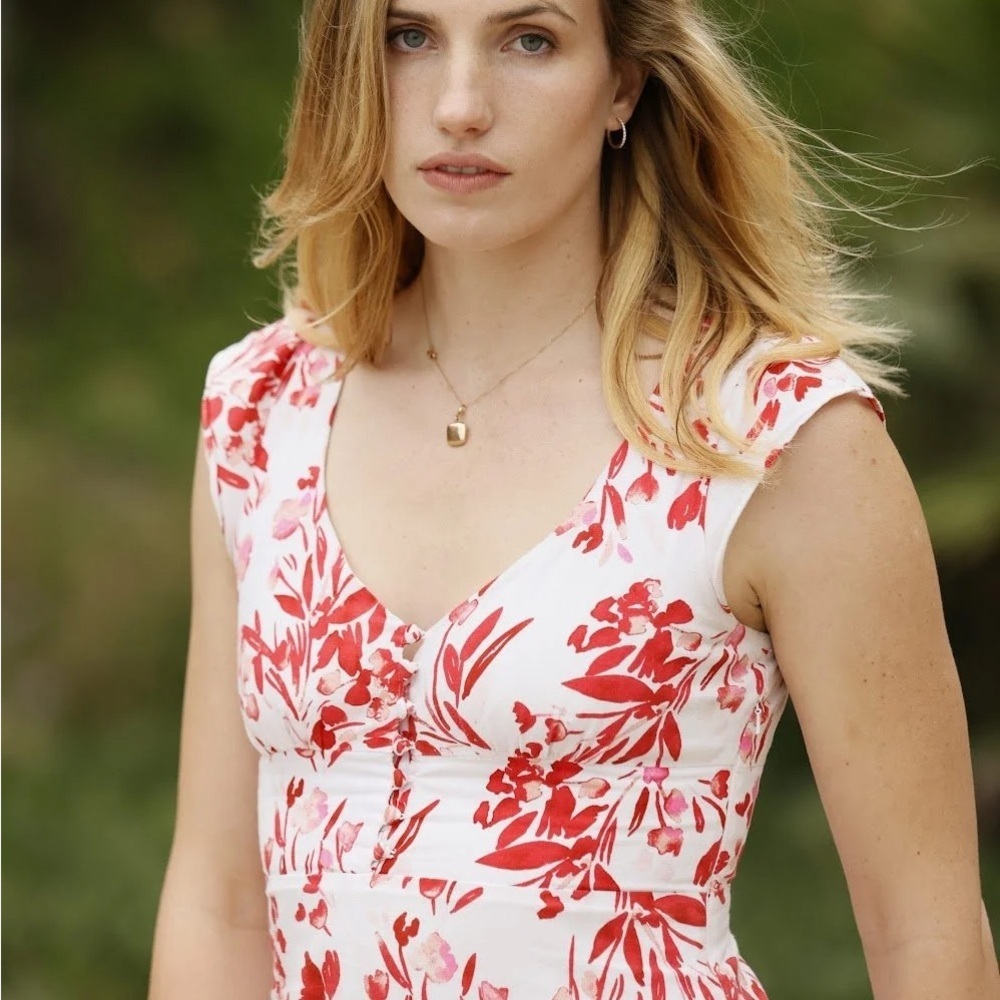 Banana Republic Linen-Cotton Red/Pink/White Floral Mini Dress V-Neck - Size 2 - Picture 2 of 11